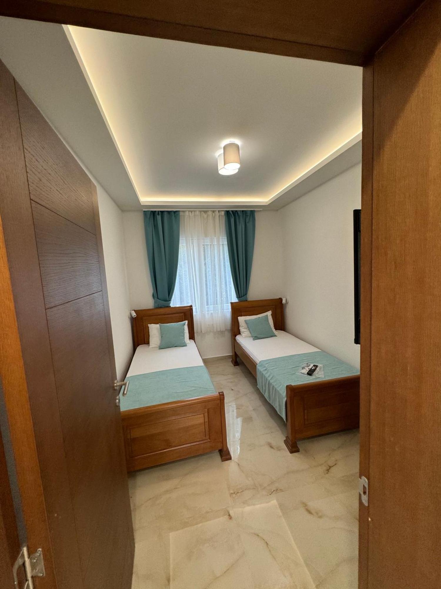 Apartments Ljubica Herceg Novi Zewnętrze zdjęcie